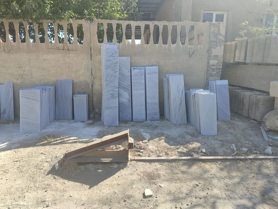 Продается мраморные плиты, мраморные подоконникы, мраморные лестница..