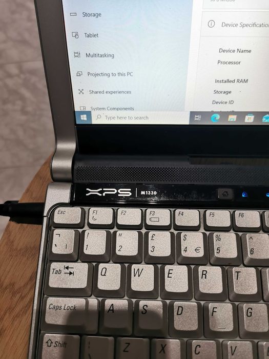 Лаптоп Dell XPS M1330