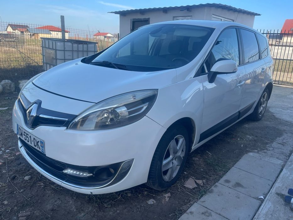 RENAULT Grand Scenic 2013 — imagine 1