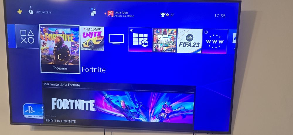 Vand sony ps4 slim cu 8 jocuri