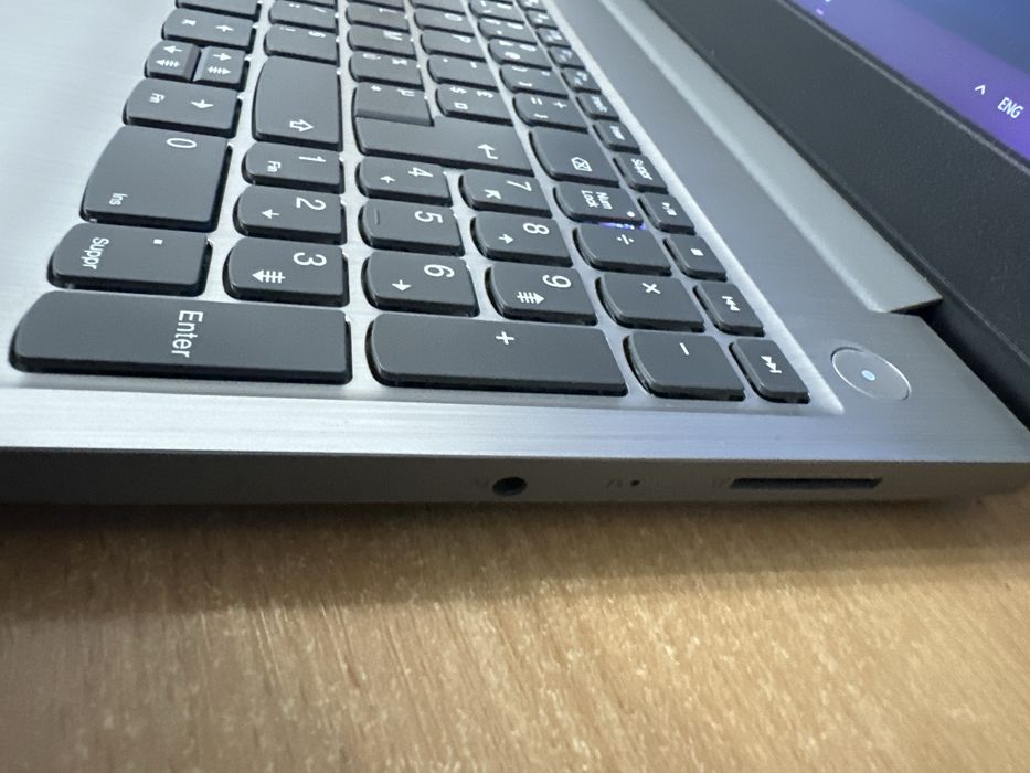Laptop impecabil Lenovo Ideapad 3 15IGL05 intel, SSD