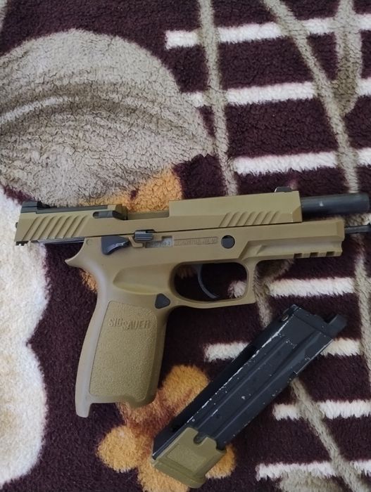 Vând Sig Sauer P320