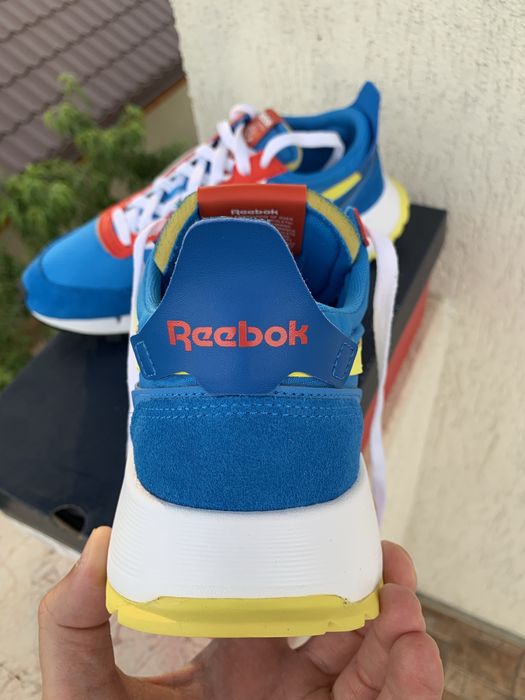 Adidasi Reebok Barbati Originali Noi