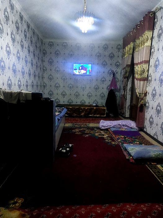гуфик авиценадан ичкарига янги курилган участка сотилади