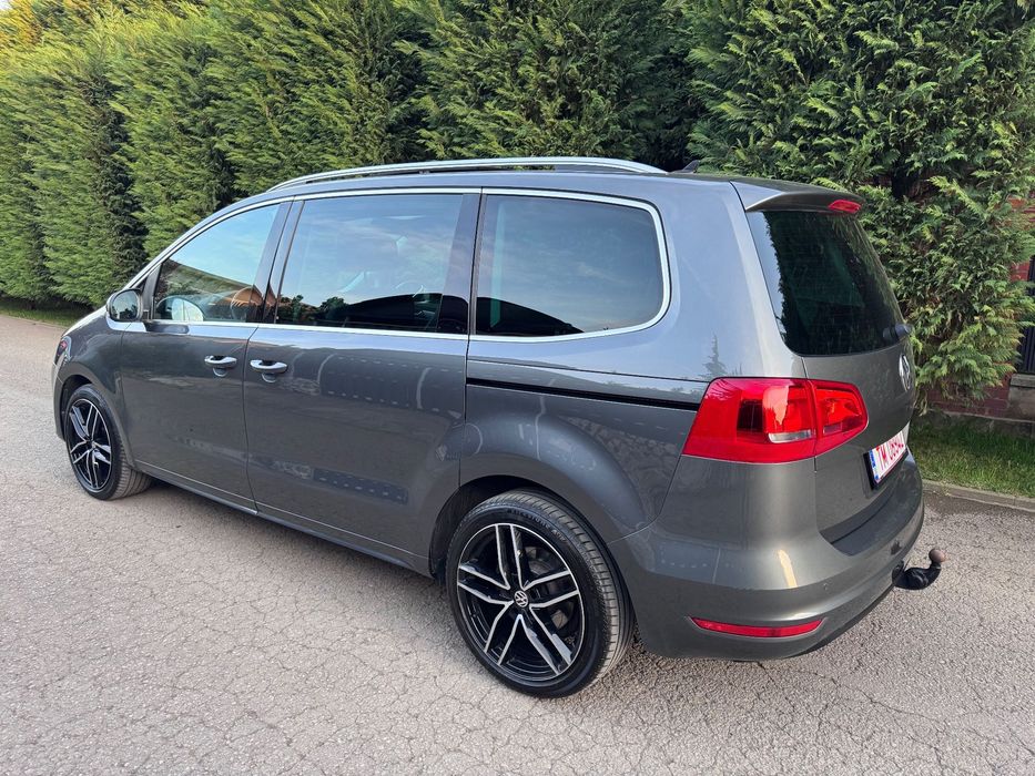 Volkswagen Sharan 2.0 TDI - DSG (automat)/7 LOCURI/Panorama/Alcantara/LED/Xenon/HIGHLINE