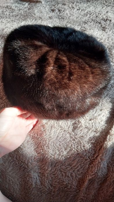 Зимняя норковая шапка