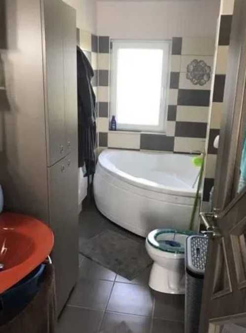 Дава се под наем Двустаен апартамент в Пловдив, Кючук Париж - 65 кв.м за 311.1 € - Снимка #3