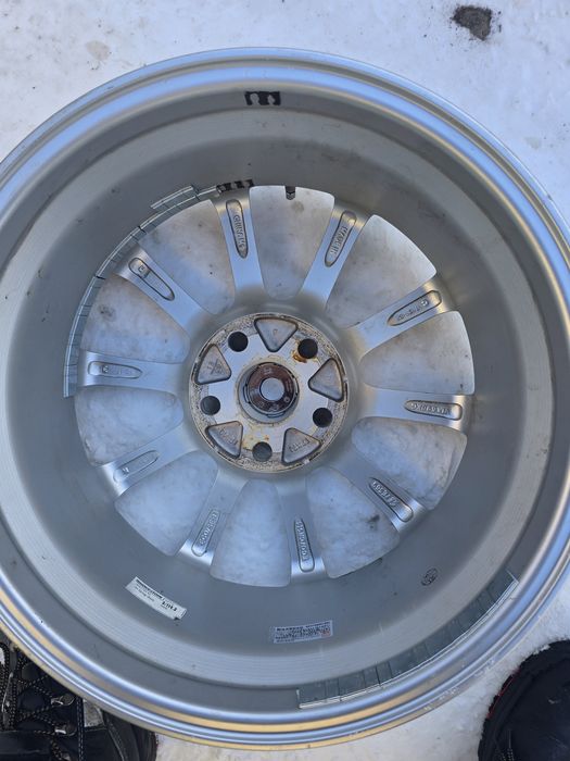 Продам 4 диска на машину