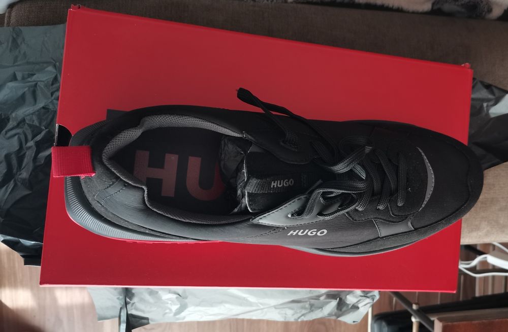 Hugo сникърс 46 номер