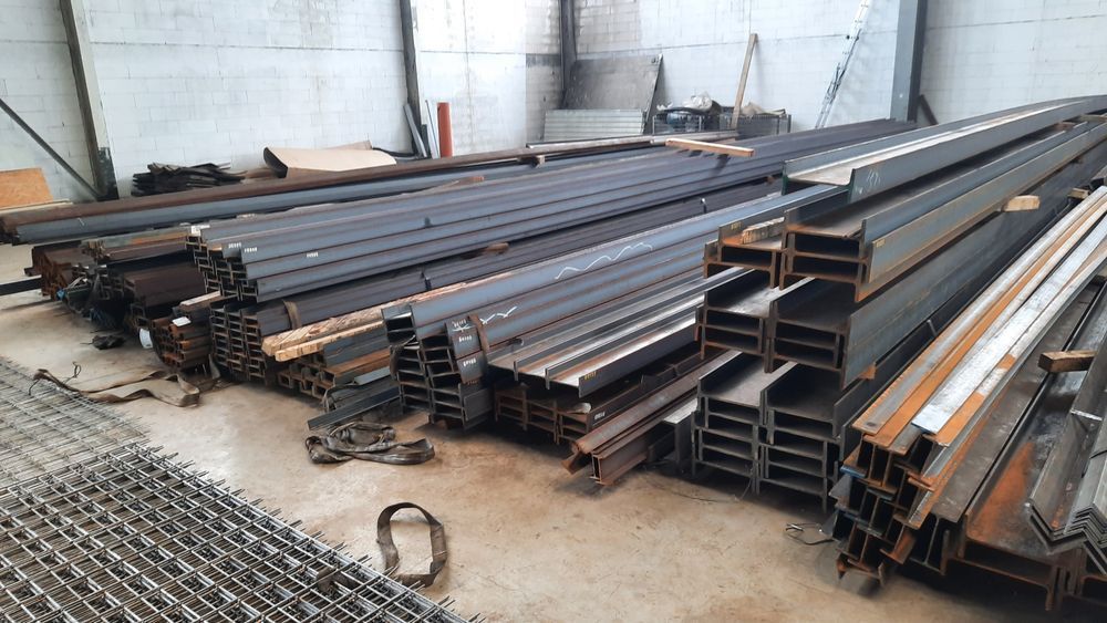 Vand schimb hale metalice servis auto garaj, birouri, case modulare co