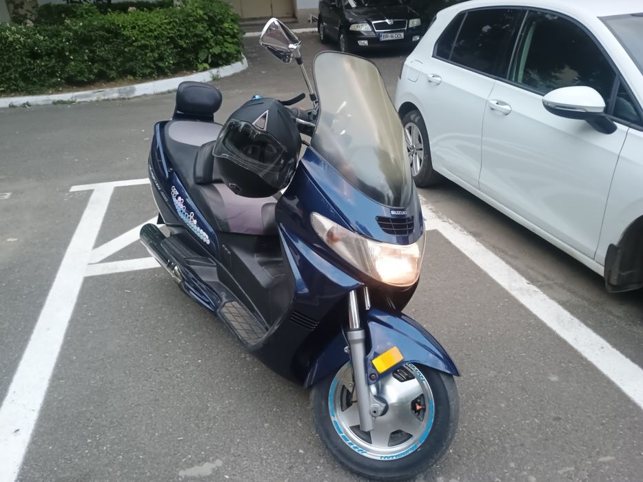 Suzuki Burgman 400