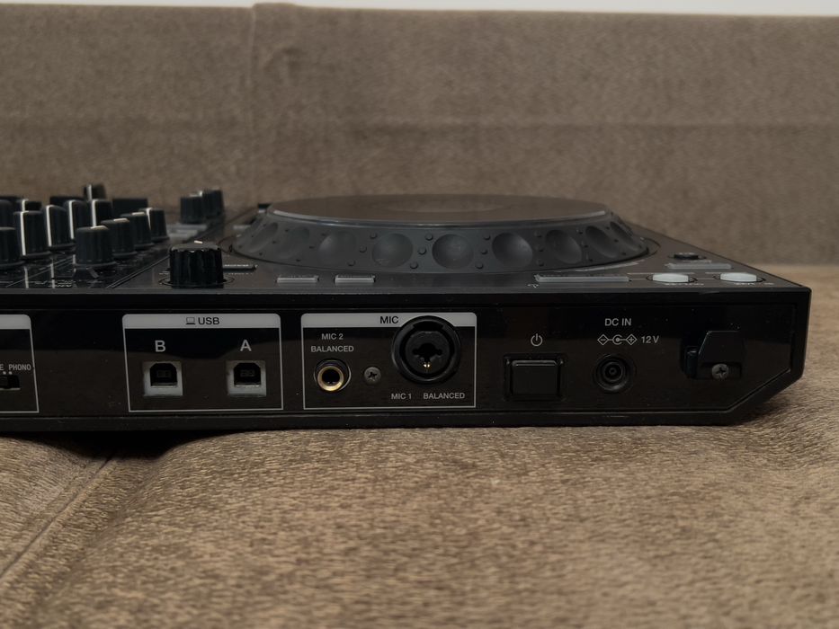 DJ пулт/контролер Pioneer DDJ 1000 с чанта