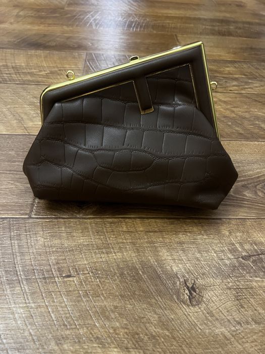 Продам женские сумочки