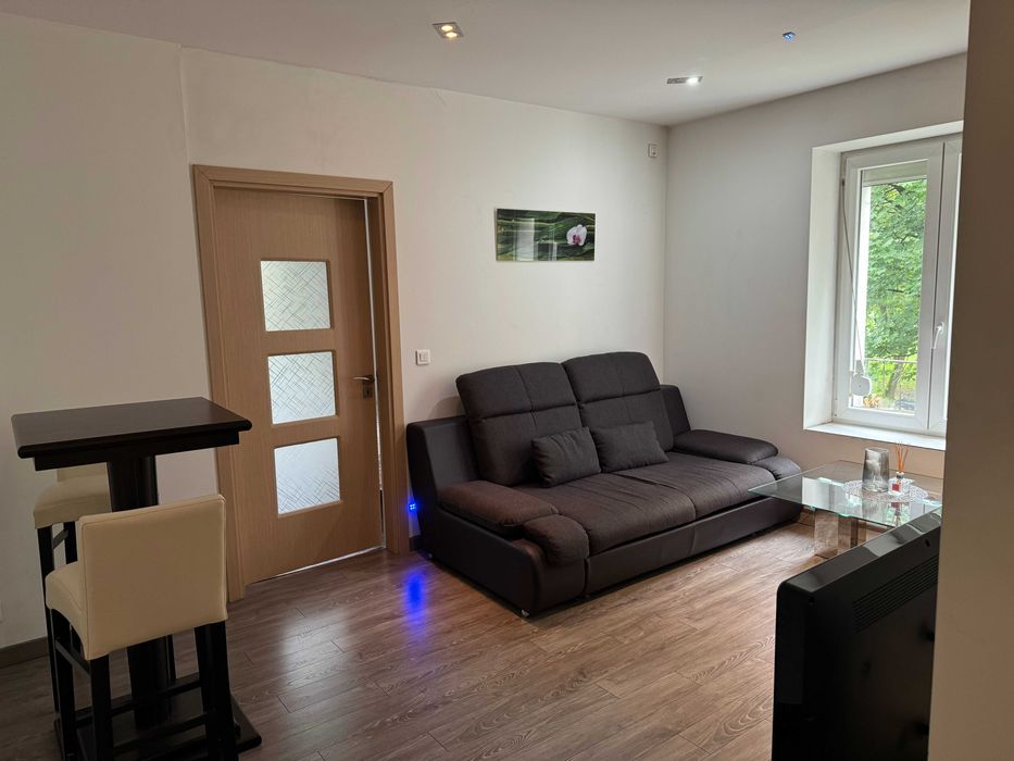 Дава се под наем Двустаен апартамент в София, Стрелбище - 48 кв.м за 423.3 € - Снимка #2