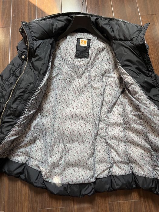 Geaca Boss neagra puf
