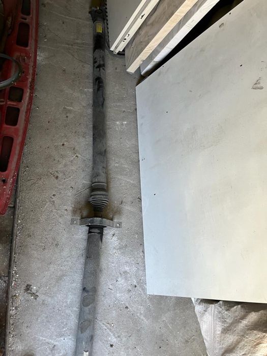 Продам карданный вал Hyundai Tucson