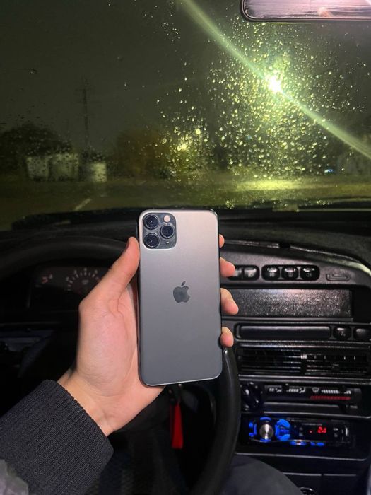 Продам iPhone 11 Pro 64GB