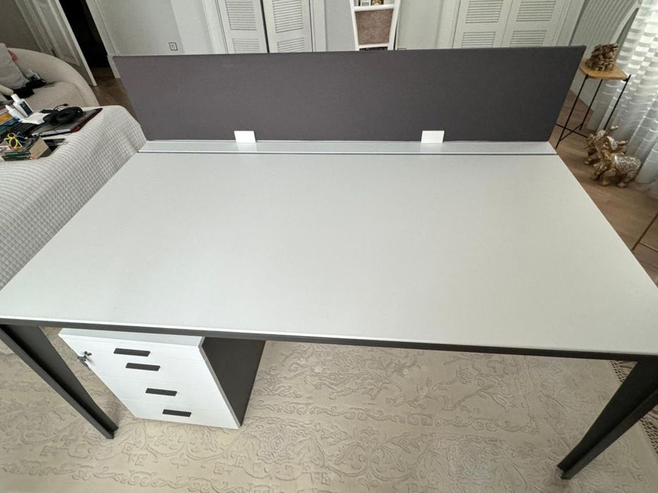 Офисный стол для 2х персон