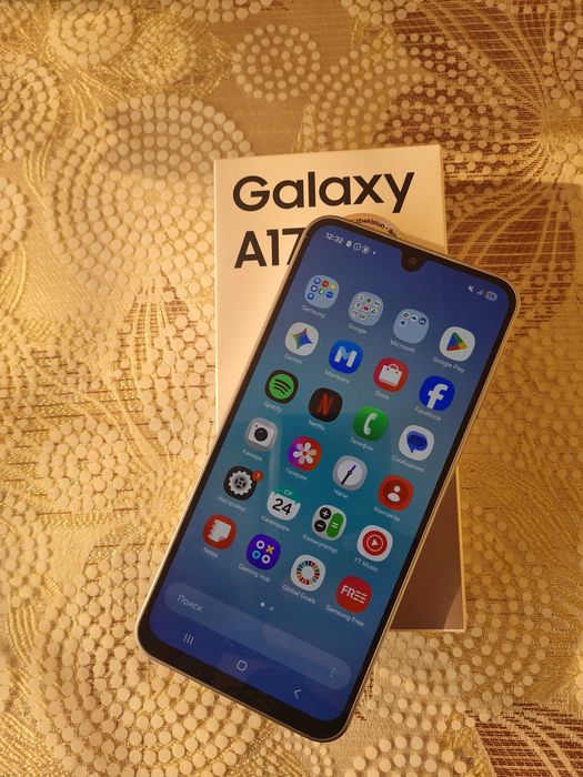Samsung A17 yangi sotiladi.