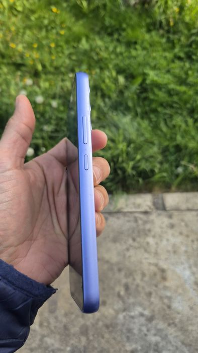 Vand Samsung Galaxy A54 5G - functional, curat

Telefonul a fost tinut mereu in husa de protectie, astfel ca are doar urme minime de uz