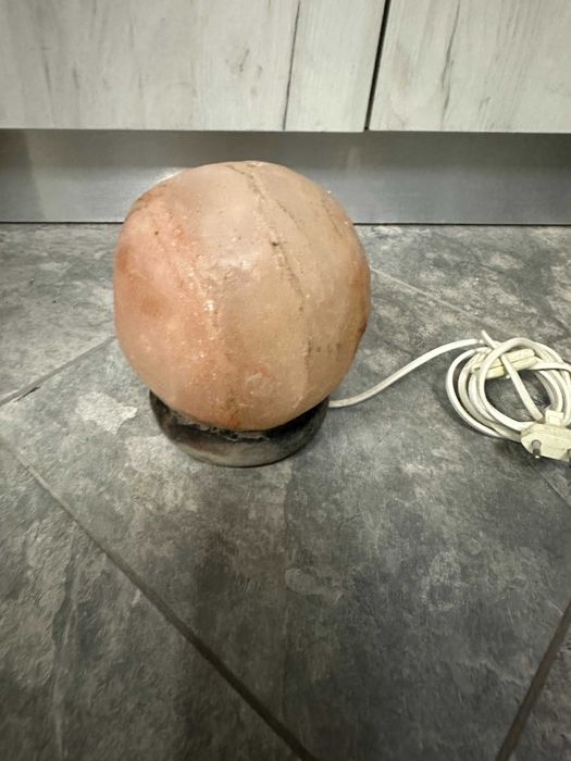 Солна лампа крушка за декорация, осветление, лечение със соли