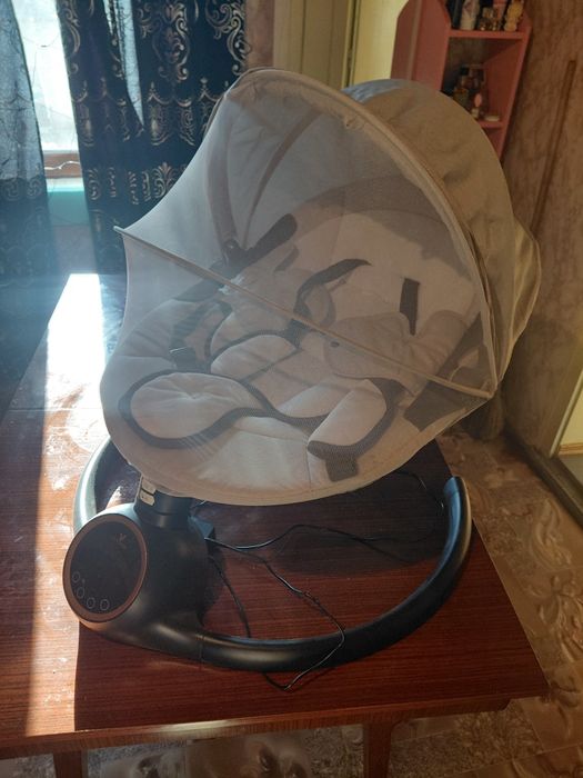 Електреческа люлка 5 степени на люлене + музика