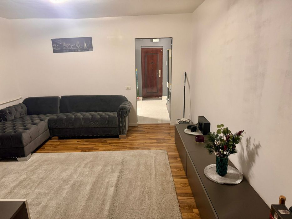 Prima inchiriere 2 camere Lipovei