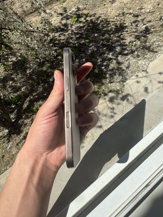 Продаю IPhone 16 pro 128g 90#