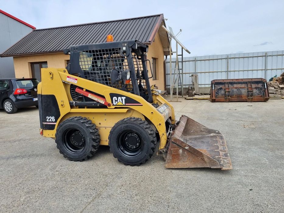 Caterpillar 226