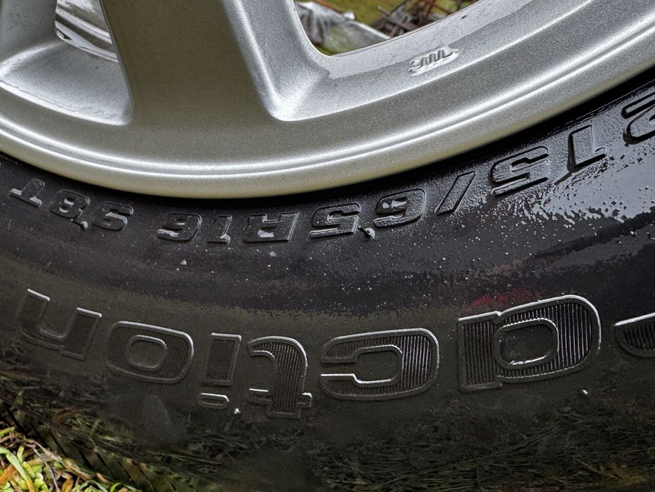 Roată de rezervă, Honda CRV  215/65/16