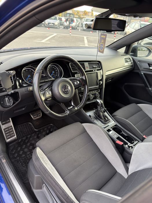 Volkswagen Golf 7 R