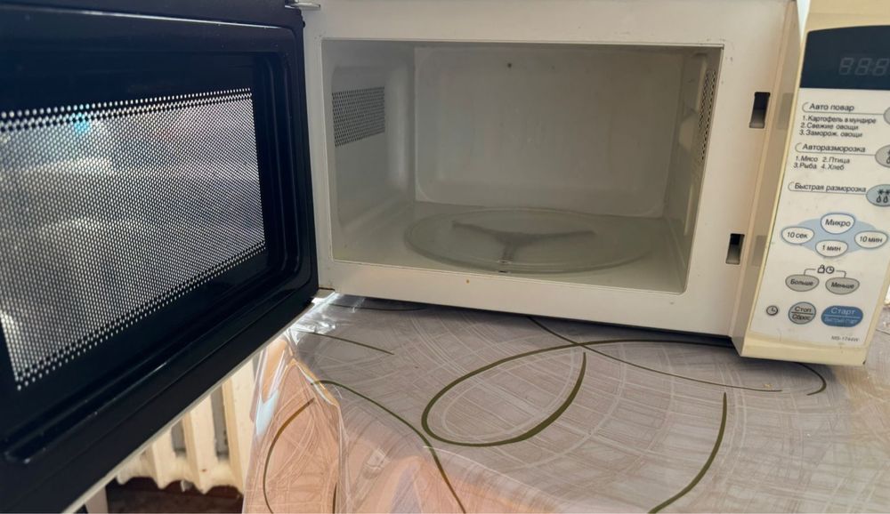 Продам микроволновую печь