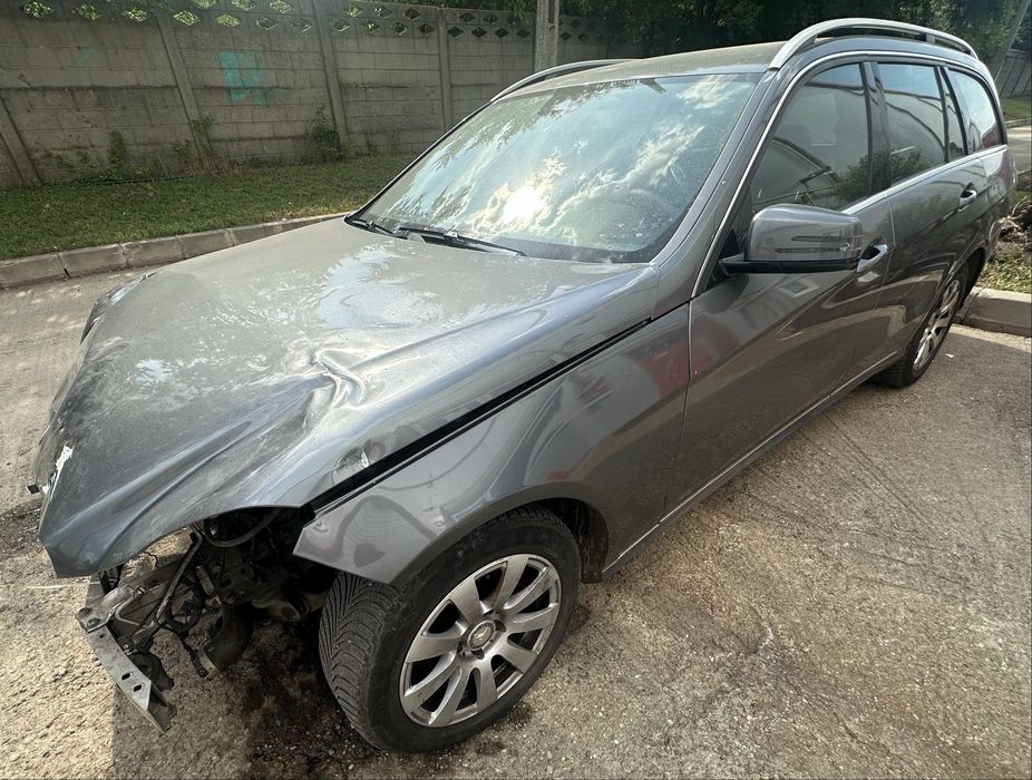 Mercedes E220 W212 170cp AVARIAT