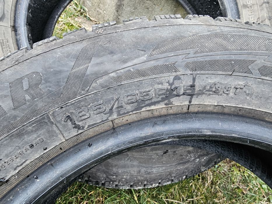 Зимни гуми 185/65 R15 Goodyear Ultragrip 3
