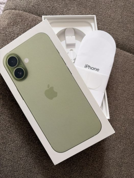 Iphone 17, 256GB, Sage, в гаранция