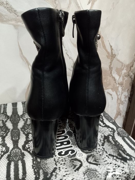 Ботиночки 36 размера.