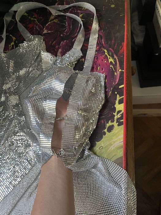 Rochie metalica deosebita