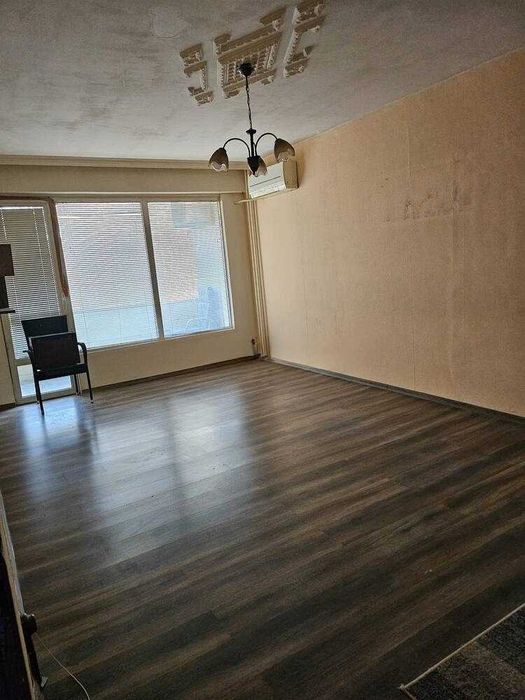 Продава се Двустаен апартамент в Пловдив, Южен - 65 кв.м за 1408 €/кв.м - Снимка #2