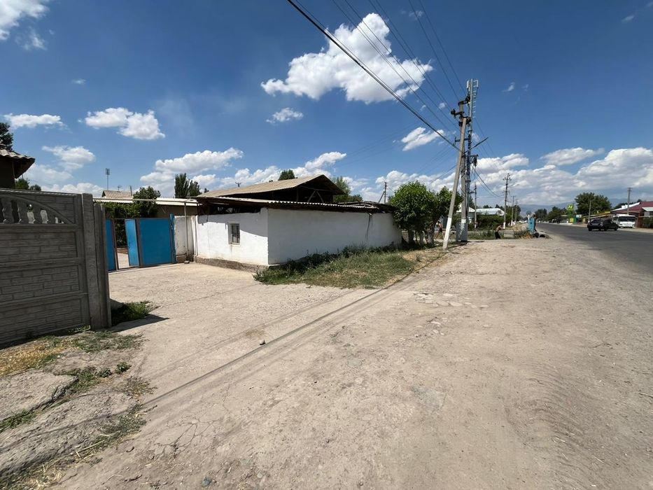 Bostonliq tumani Abayda 13 sotikli hovli sotiladi