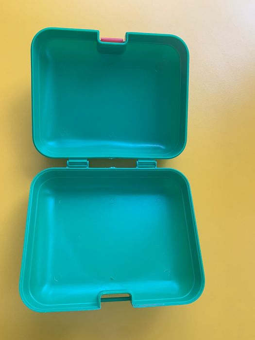 Контейнер аптечка для хранения мелочей