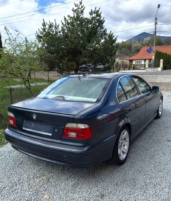 BMW Seria 5 2002 — imagine 2