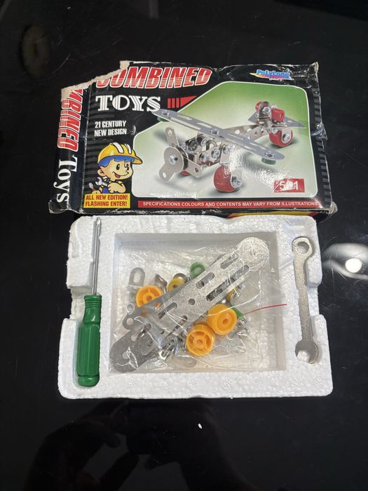 Метален  нов конструктор “Combined Toys” 71 части