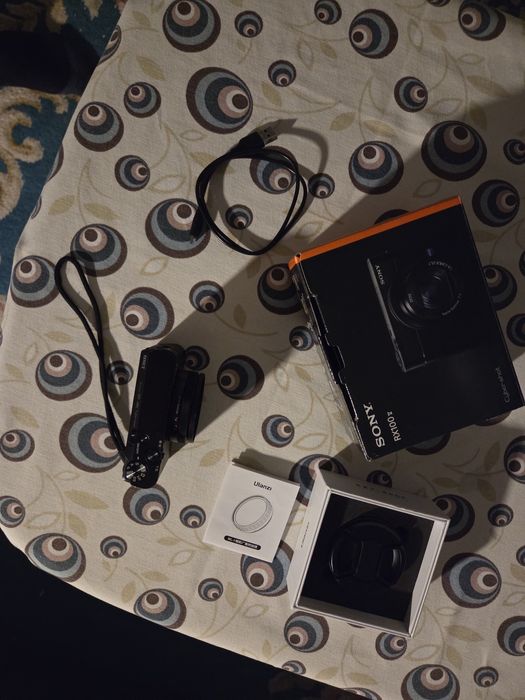 Camera Sony RX100 Mark V (5)