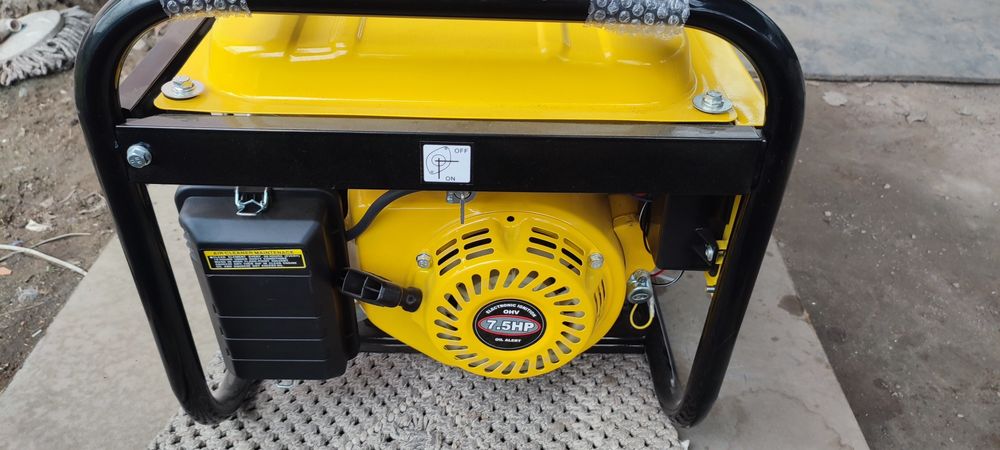 Бензиновый генератор