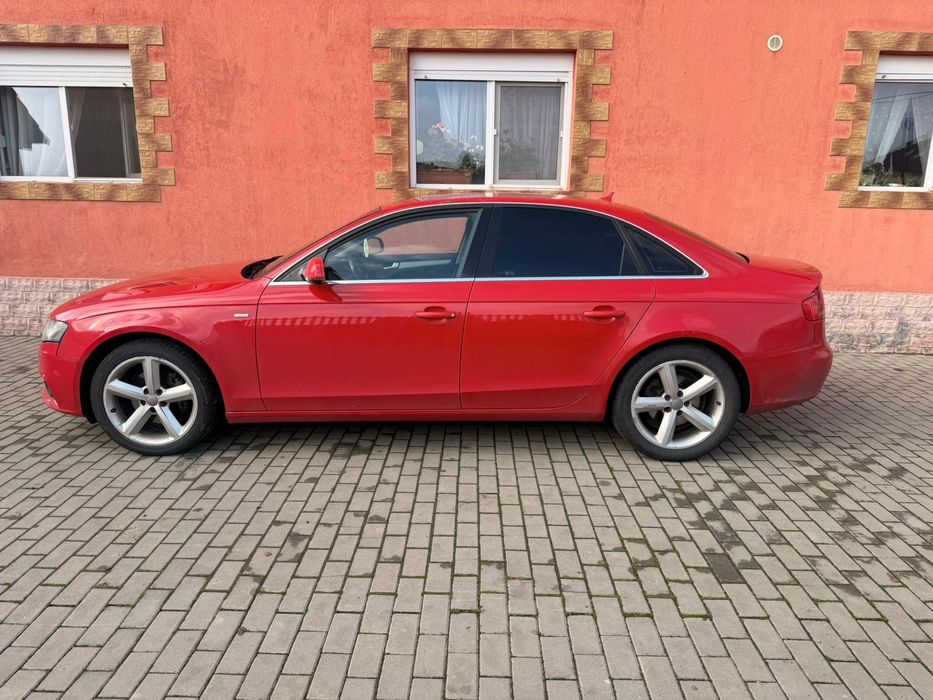Audi A4 B8 2011 2.0 TDI S-Line Automată, NAVI, Senzori, piele EURO 5