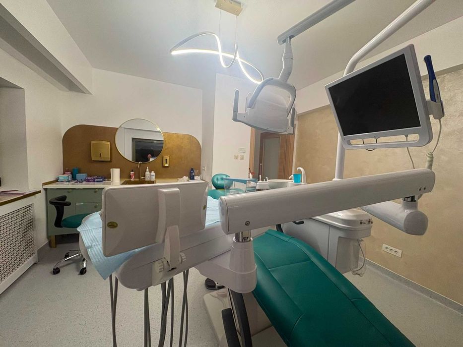 Vand clinica Stomatologica Top Bucuresti