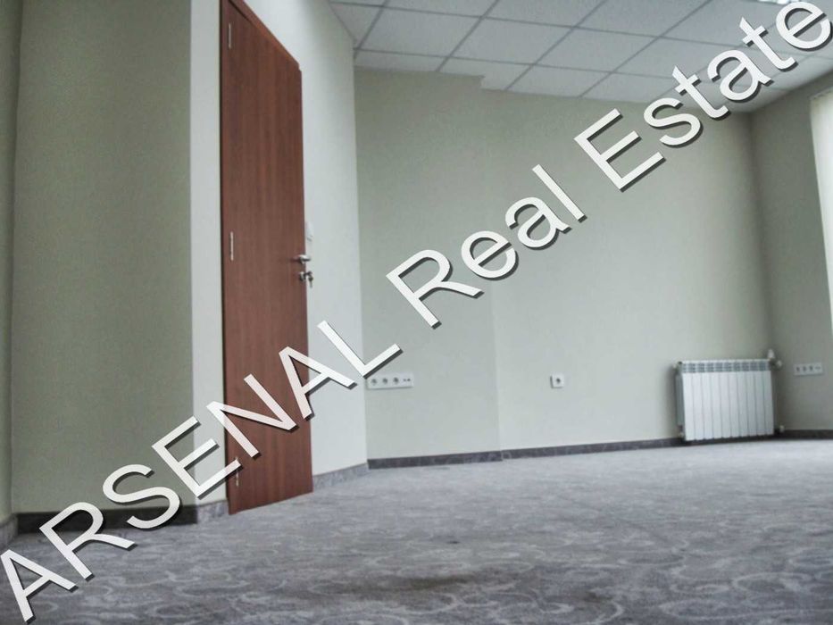 Дава се под наем Офис в София, Манастирски ливади - 322 кв.м за 1800 € - Снимка #1