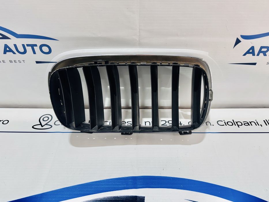 Grila radiator stanga BMW X5 F15 cod 7316075