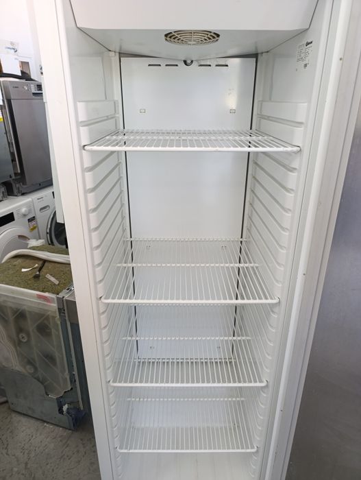 Професионален Хладилник GRAM