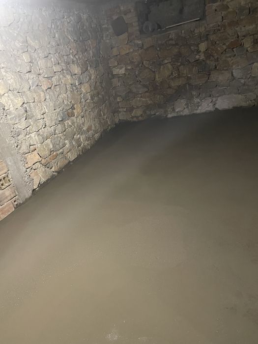 Полагане на подови замазки